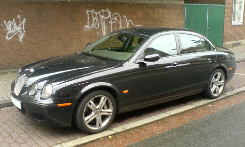 Jaguar S-Type #10