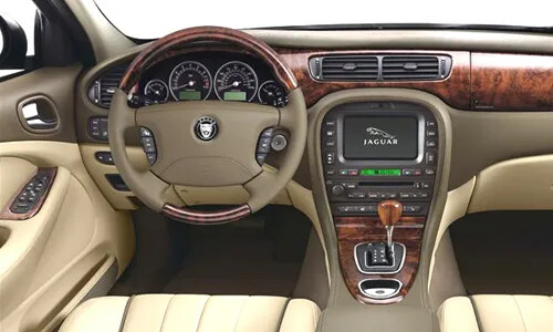 Jaguar S-Type #11