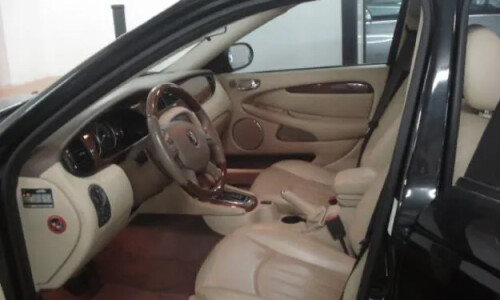 Jaguar X-Type 3.0 V6 Executive #2