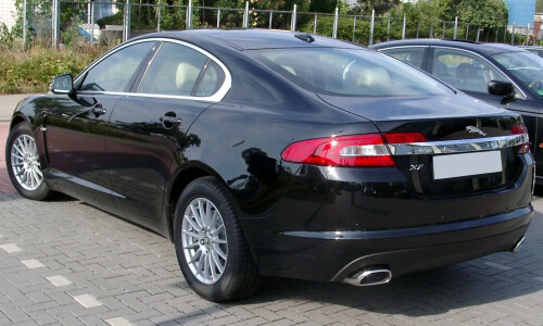 Jaguar XF #3