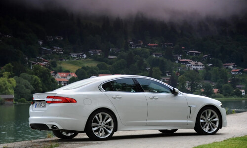 Jaguar XF 2.2 Diesel #3