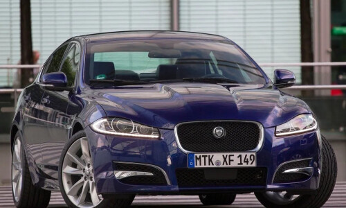 Jaguar XF 2.2 Diesel #10