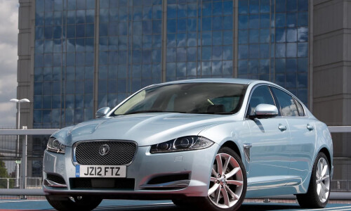Jaguar XF 2.2 Diesel #13