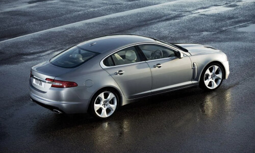 Jaguar XF 4.2 SV8 #7