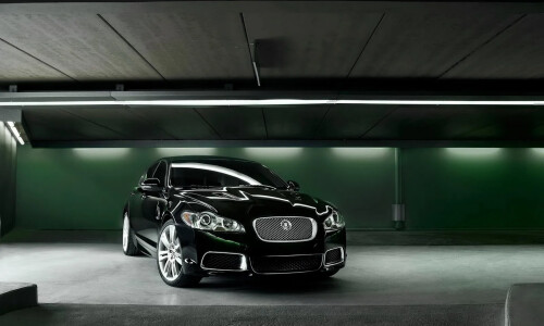 Jaguar XFR #12