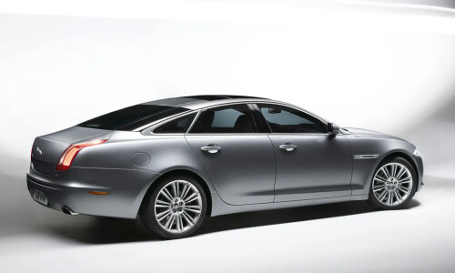 Jaguar XJ #1