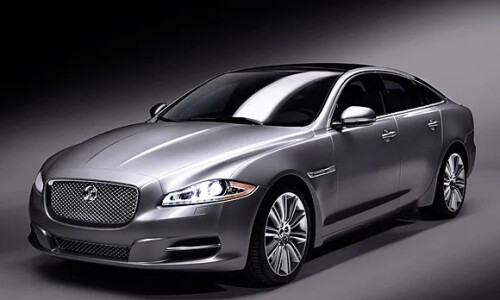 Jaguar XJ #13