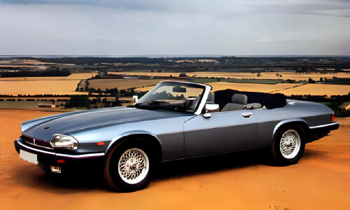Jaguar XJ-S #13