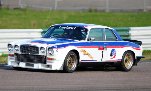 Jaguar XJ12 #11