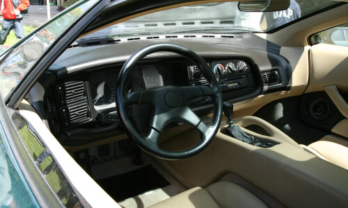 Jaguar XJ220 #2