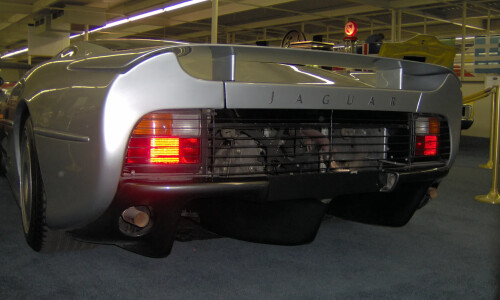 Jaguar XJ220 #9