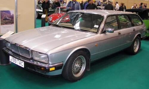Jaguar XJ40 #13