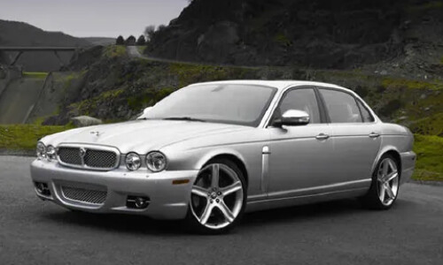 Jaguar XJ8 #3