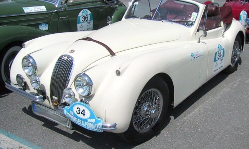 Jaguar XK 120 #9
