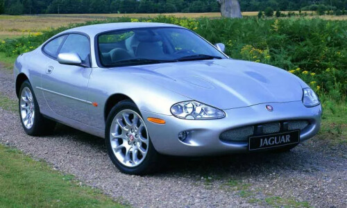 Jaguar XK8 #9