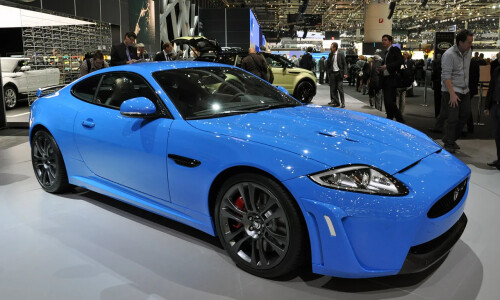 Jaguar XKR-S #3
