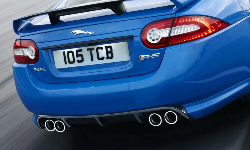 Jaguar XKR-S #4