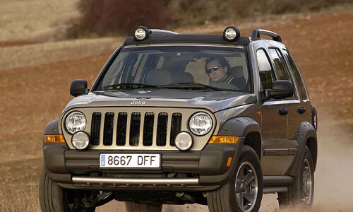 Jeep Cherokee 2.8 CRD #6