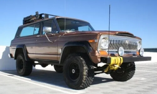 Jeep Cherokee Chief #3