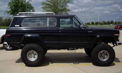 Jeep Cherokee Chief #4