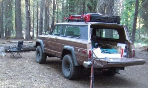 Jeep Cherokee Chief #7