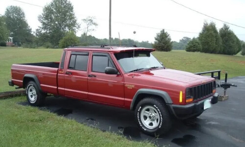 Jeep Comanche #11
