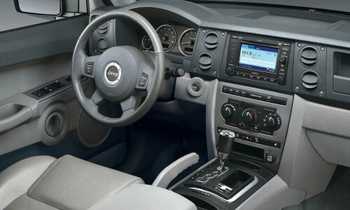 Jeep Commander #4