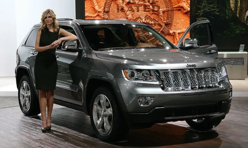Jeep Grand Cherokee Overland #11