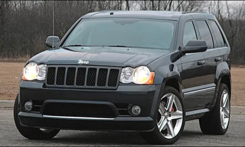 Jeep Grand Cherokee SRT8 #11