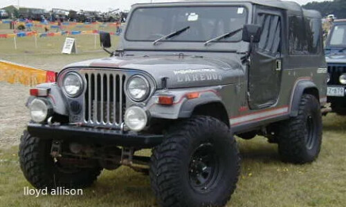 Jeep Wrangler CJ-7 #11