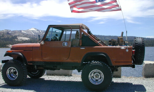 Jeep Wrangler CJ-8 #1