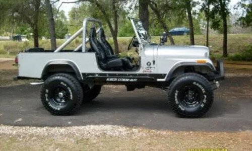 Jeep Wrangler CJ-8 #7