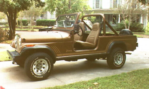 Jeep Wrangler CJ-8 #9