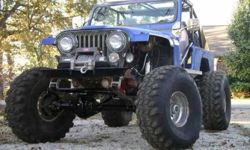 Jeep Wrangler CJ-8 #11