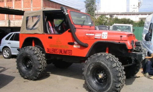 Jeep Wrangler YJ #9