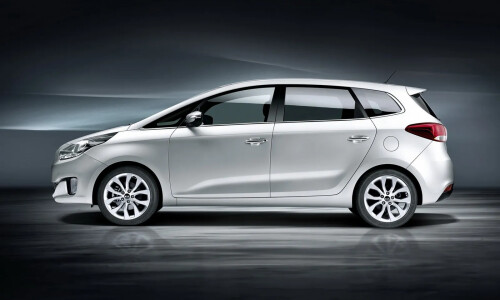 Kia Carens #1