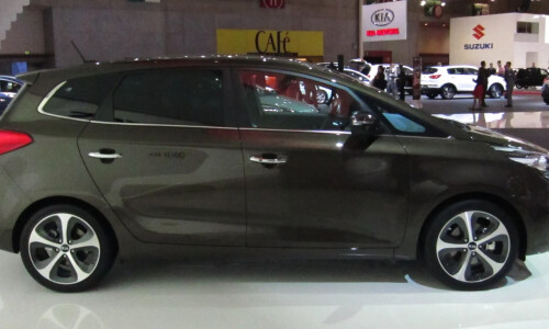 Kia Carens #3
