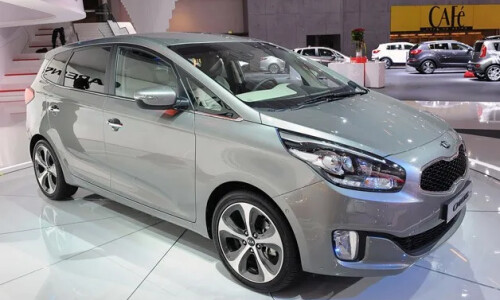 Kia Carens #7