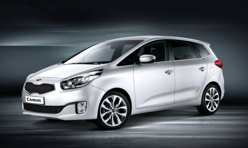 Kia Carens #8