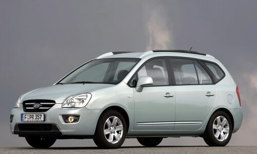 Kia Carens #10