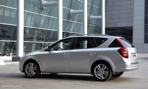 Kia cee`d Sporty Wagon #7