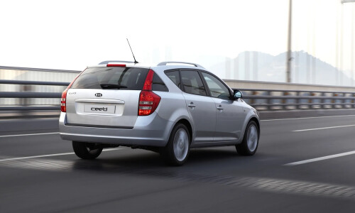 Kia cee`d Sporty Wagon TX #6