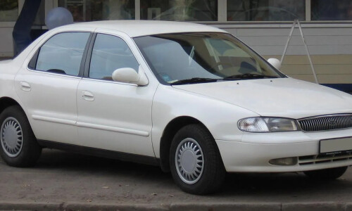 Kia Clarus #1