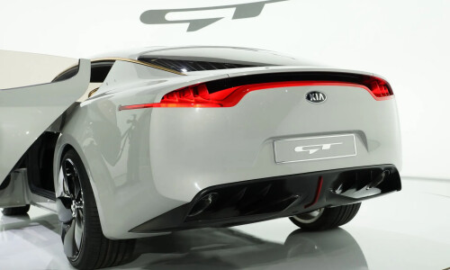 Kia GT #9