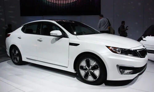 Kia Optima Hybrid #1