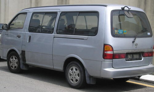 Kia Pregio #1