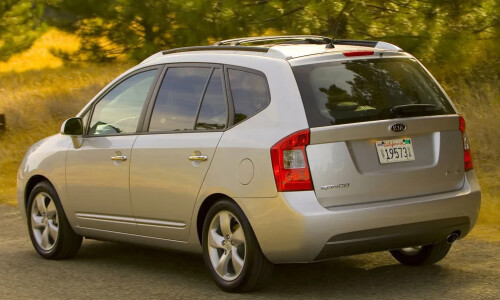 Kia Rondo #7