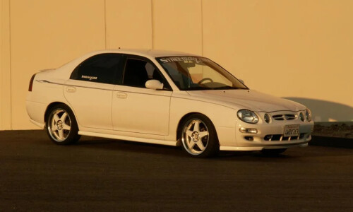 Kia Shuma #9