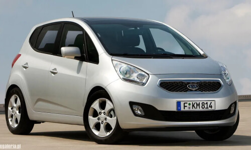 Kia Venga #8