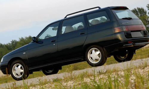 Lada 111 #11